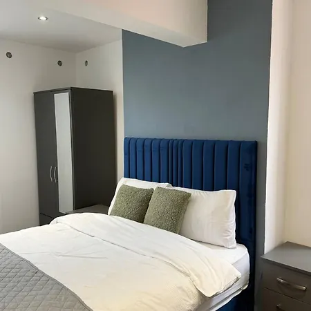Casa Cove 2br Flat Free Parking, 5 Min To Hospital Apartmán *
