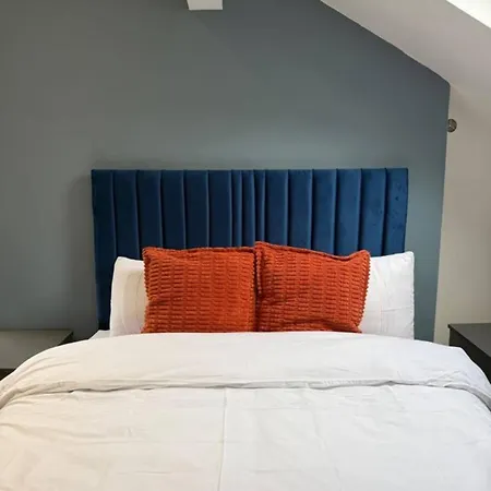 Casa Cove 2br Flat Free Parking, 5 Min To Hospital Manchester