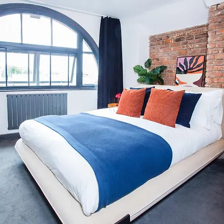Stay Awhile - Nq Stylish 2-Bed Duplex - Bts 3 Апартаменты Манчестер