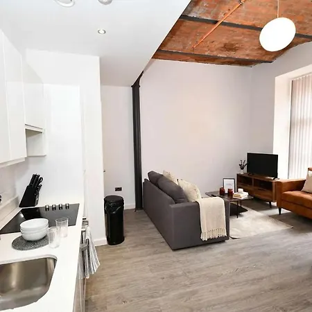 Beautiful 2 Bed Near Etihad *