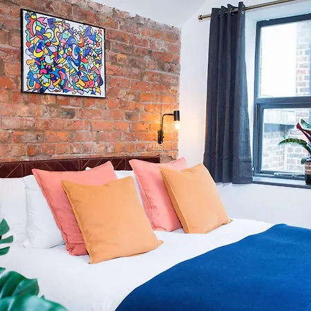 Stay Awhile - Nq Stylish 2-Bed Duplex - Bts 3 * Манчестер