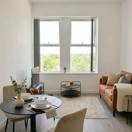 Spacious 1 Bed Near Etihad Lejlighed