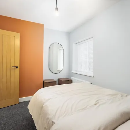 Close To Media City-old Trafford - 5 Bedroom House Daire