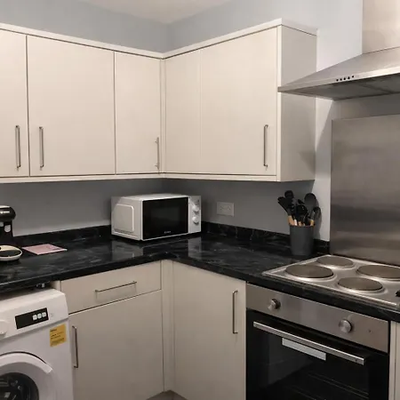 Charming 1Br Retreat For Urban Escapes Apartment