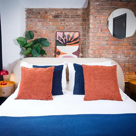 Апартаменты Stay Awhile - Nq Stylish 2-Bed Duplex - Bts 3