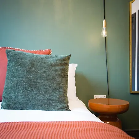 Stay Awhile - Spacious 2-Bed Duplex Nq - Bts 4 *