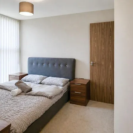 Manchester Gem 2-Bed Apartment With Ensuite Apartment Manchester
