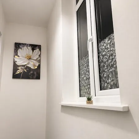 Stylish 1br Retreat Near Centre Apartmán *