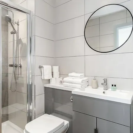 Apartman Modern 3bed Flat In W Security