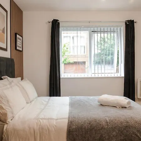 Boutique Two-bedroom Near Old Trafford, Sleeps Six, Free Parking Manchester