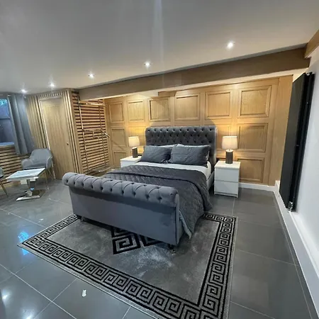 Hendham House - Near Etihad Stadium, Coop Live Arena, Ao Arena, Piccadilly Train Station & Centre Penzion