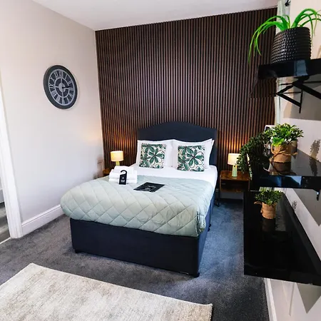 Hotel Mitre Centre 3*