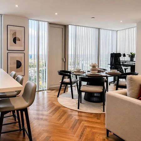 Luxury Deansgate 2Br Apartment With City Views Sleeps 4 Long-Stay Disc Available Appartamento *