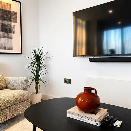 Luxury Deansgate 2Br Apartment With City Views Sleeps 4 Long-Stay Disc Available Appartamento