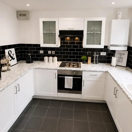Convenient Centre 3bd With Free Parking Apartment Manchester