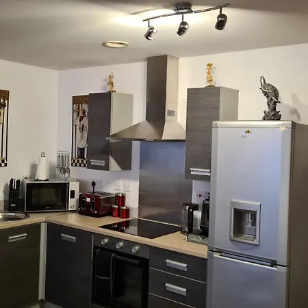 Cozy 2bd & 1ba Centre Luxury With Free Parking Apartman Manchester