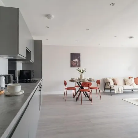 Fantastic 3 Bedroom Appartement *