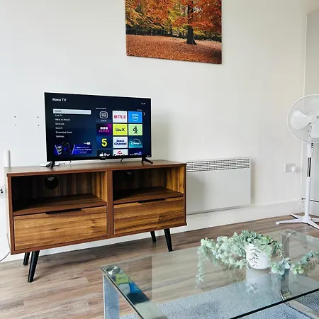 Modern 2br Sleeps 4 Easy Access To Centre