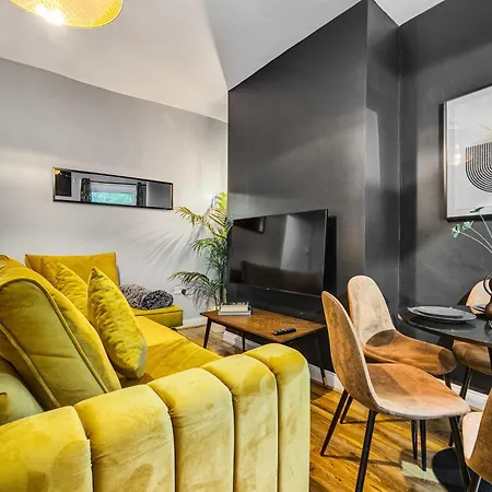 펜션 3 Bedroom Close To Mcr Centre