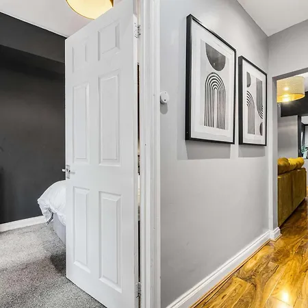 3 Bedroom Close To Mcr Centre Дом отдыха Манчестер