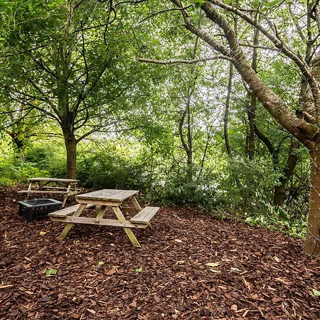 Riverside Villa Manchester