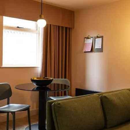 Hotel Whitworth Locke 4*