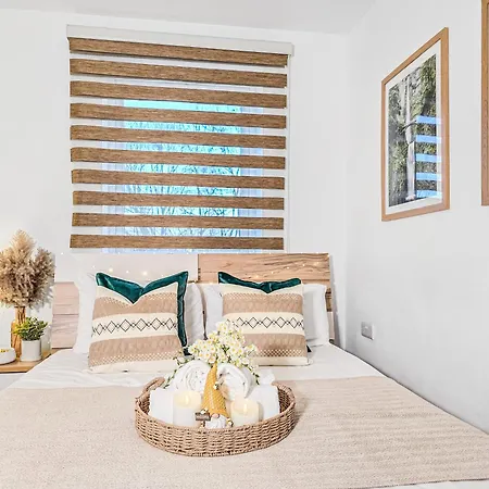 The Cozy Chapter - Spacious Near Centre & Old Trafford * Manchester