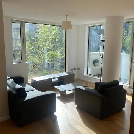 2 Bedroom In The Heart Of Манчестер