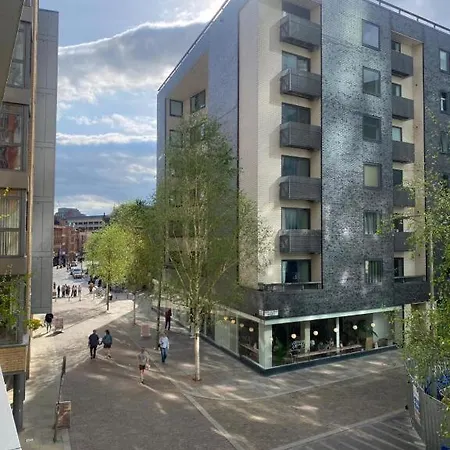 2 Bedroom In The Heart Of Апартаменты Манчестер