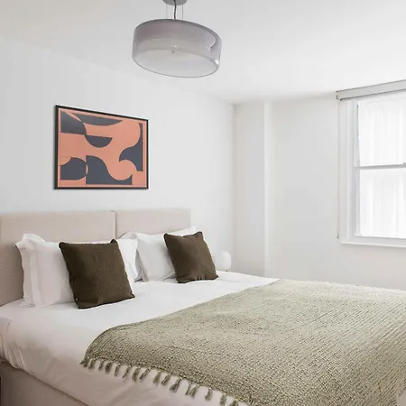 Cove Minshull Street ホテル 4*