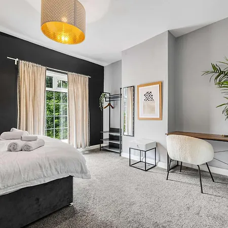 3 Bedroom Close To Mcr Centre