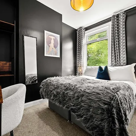3 Bedroom Close To Mcr Centre