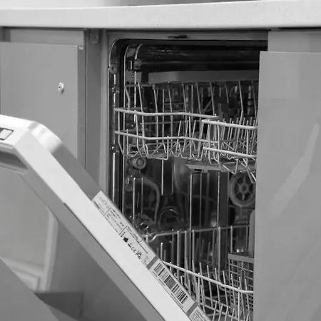 The Haven Sleeps 10 Near Centre Breakfast Hamper Included *