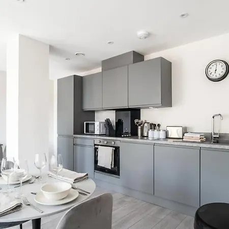 Modern 3 Bedroom Apartamento Manchester
