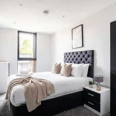 Modern 3 Bedroom Manchester
