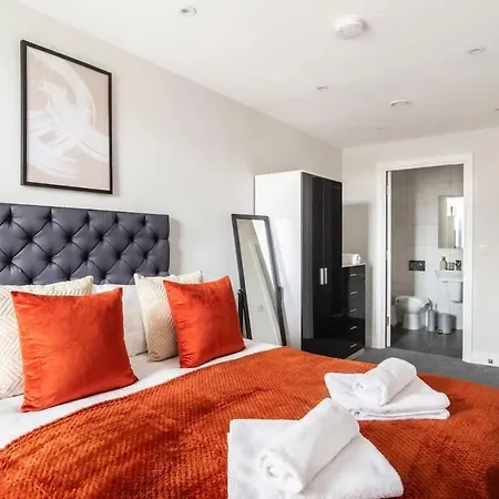 Apartamento Modern 3 Bedroom *
