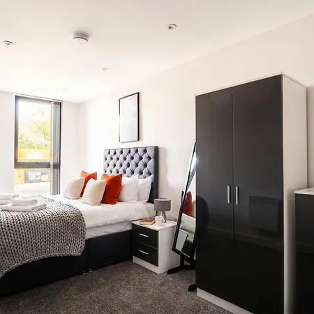Modern 3 Bedroom Apartamento Manchester