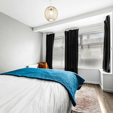 Free Parking 5 Minutes From Centre Vakantiehuis Manchester
