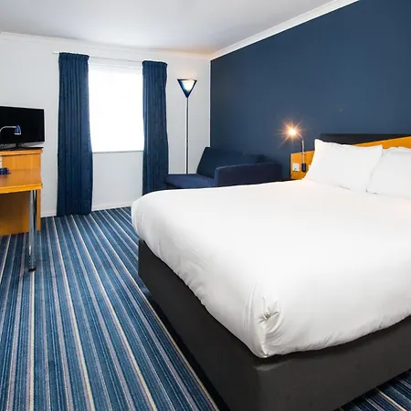 Express East By Ihg Манчестер