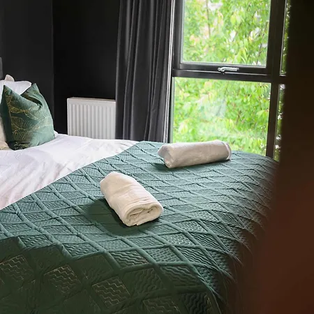 Free Parking Luxury Safari House *
