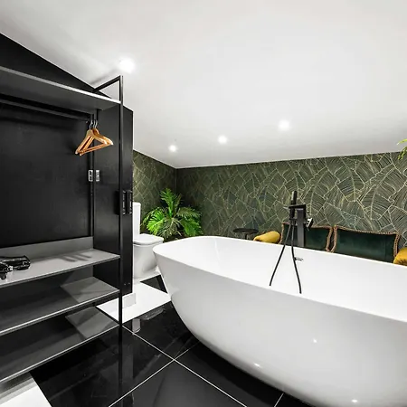 Free Parking Luxury Safari House Casa vacanze *