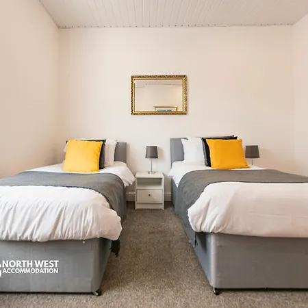 Newly Refurbished 2-bedroom In 10 Mins From Centre With Free Wifi By North West *