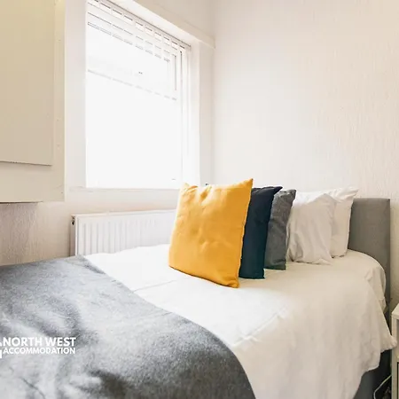Newly Refurbished 2-bedroom In 10 Mins From Centre With Free Wifi By North West * マンチェスター