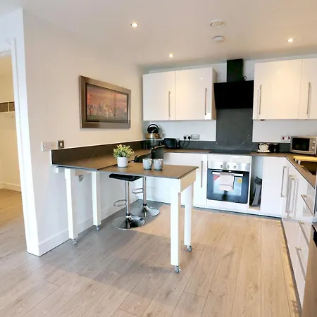 Апартаменты Stylish 2-bed - Walk To Deansgate Old Trafford - Pass The Keys
