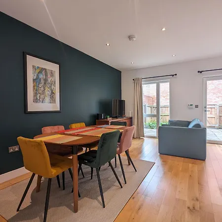 Holiday home Adelphi Townhouse Contemporary 2 Bed 1 Bath 1 Wc