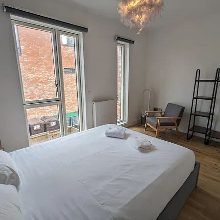 Holiday home Adelphi Townhouse Contemporary 2 Bed 1 Bath 1 Wc *