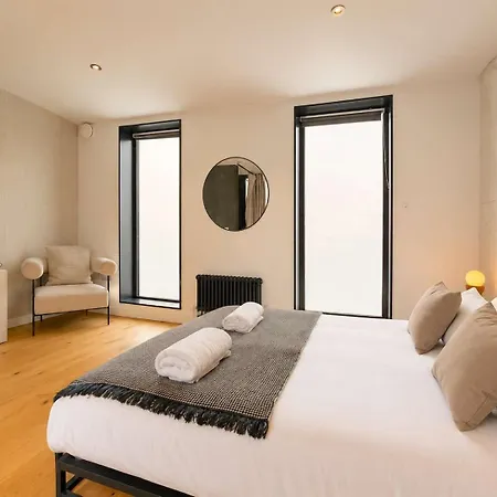 Luxury Townhouse 4br I Roof Terrace I Free Parking Prázdninový dům Manchester
