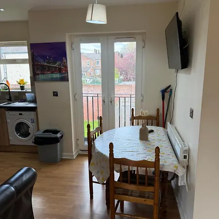 Modern, Sleeps 10, Parking, Etihad, Coop Live, River Park, Apartmán Manchester