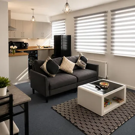 Apartamento Elegant 1br Near Trafford Centre Manchester