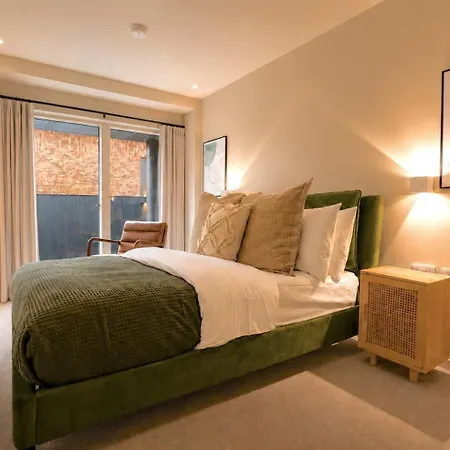 Stylish 1Br Aptment I Balcony I Sleeps 3 - City アパート